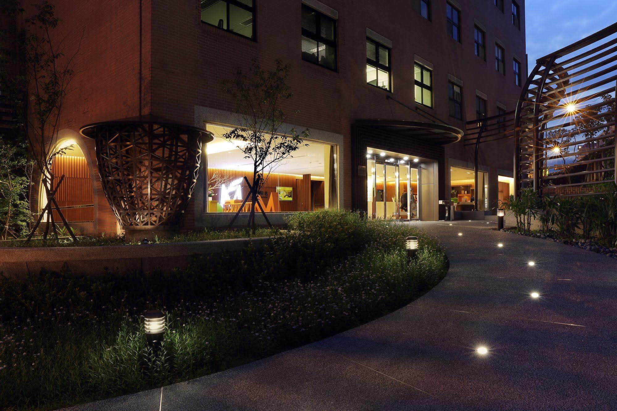 Mellow Fields Hotel Taipei Exterior foto