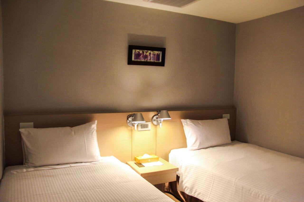 Mellow Fields Hotel Taipei Exterior foto